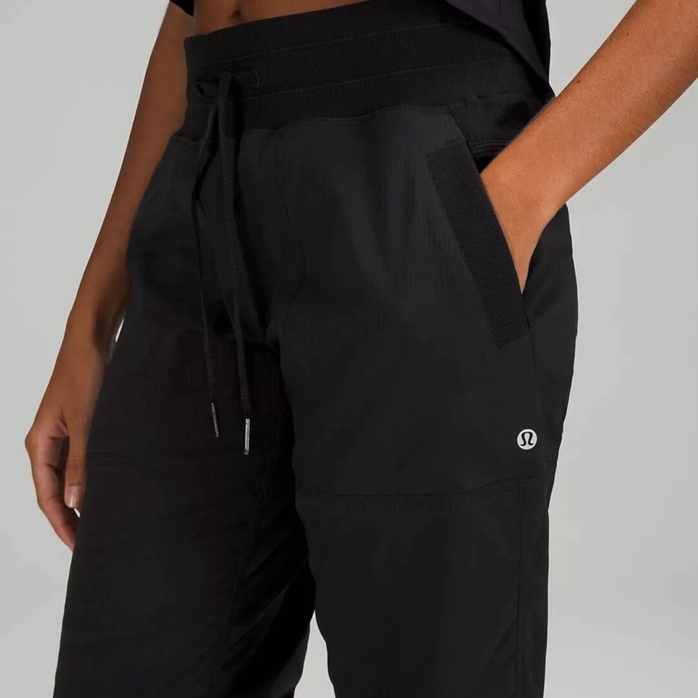 Lululemon Dance Studio Pant, size 12 Regular